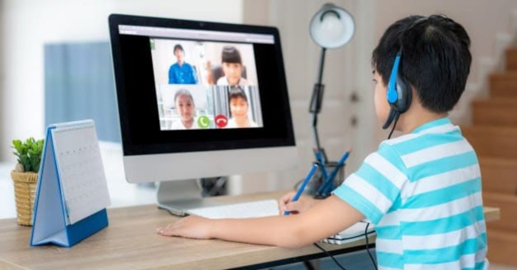 XU HƯỚNG HỌC THÊM ONLINE