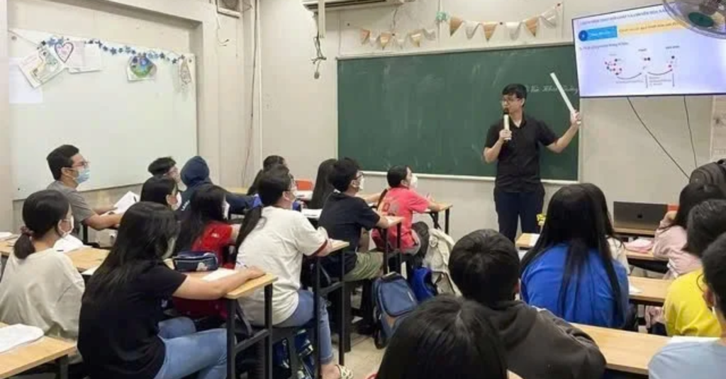 Hỗ trợ cá nhân hóa và theo sát lộ trình học