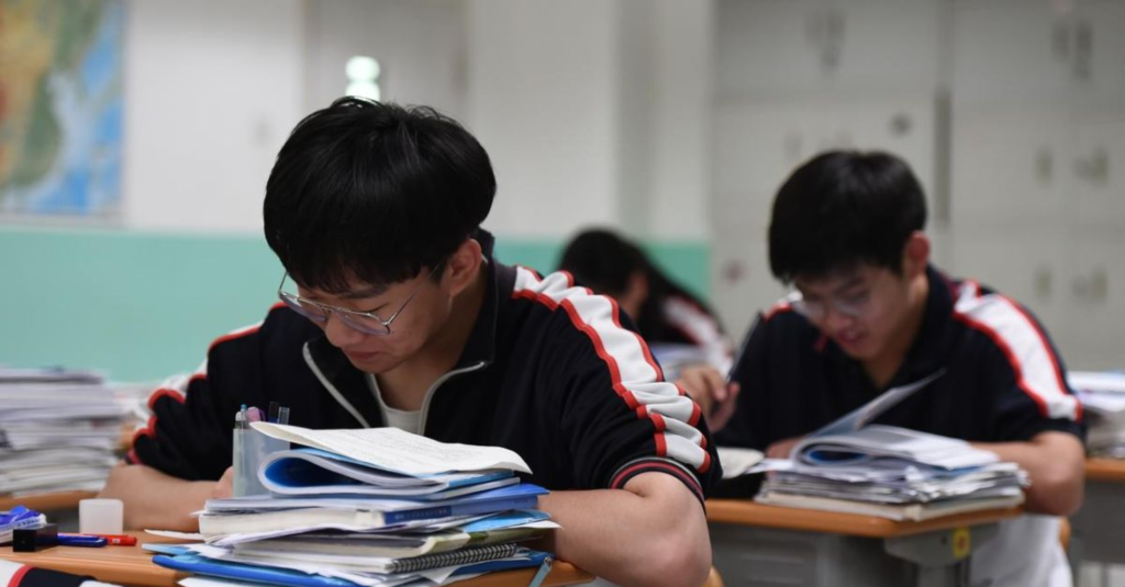 Học sinh trở thành trung tâm của quá trình học tập