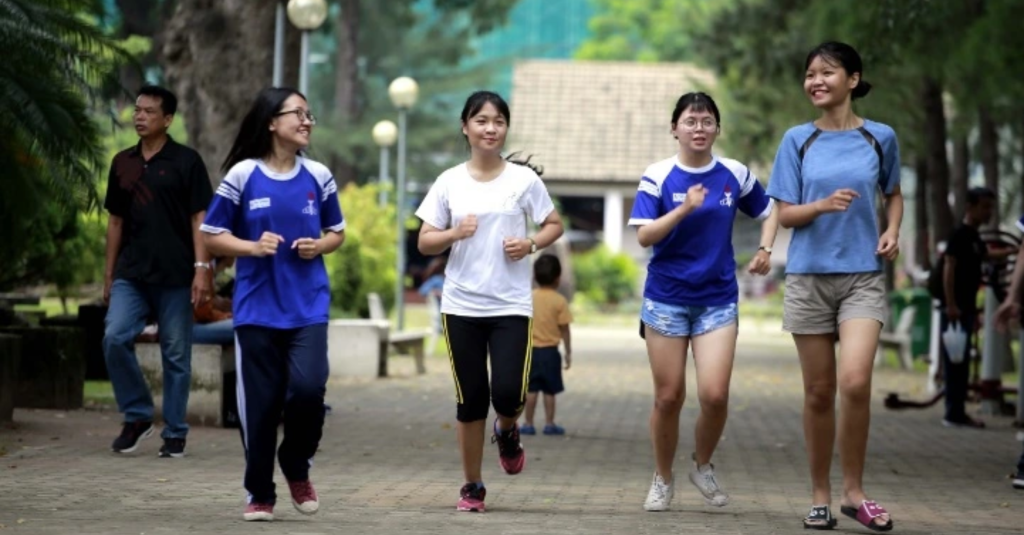 Vận động thế chất thường xuyên