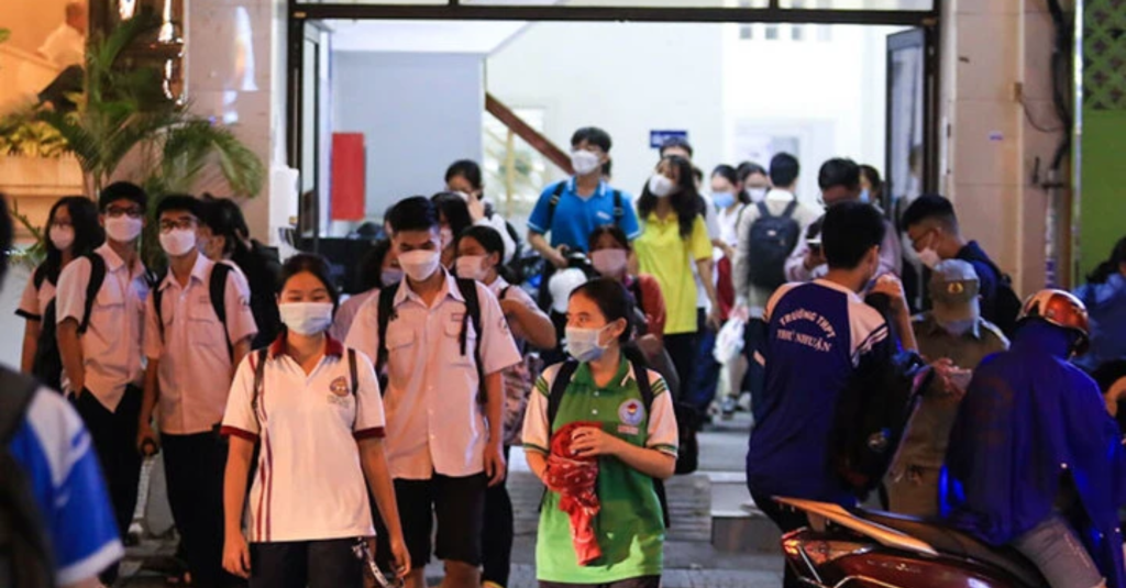 Tại sao nhu cầu học thêm phát triển mạnh?