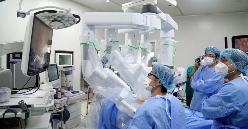 Ngành y tế và chăm sóc sức khỏe – Bác sĩ, Dược sĩ, Chuyên viên y tế số